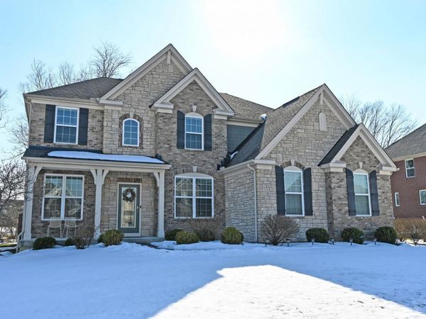 4293 Highland Green Drive, Mason, OH 45040
