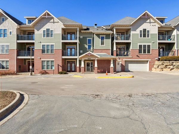 8253 Mayo Drive, Unit 210, Madison, WI 53719