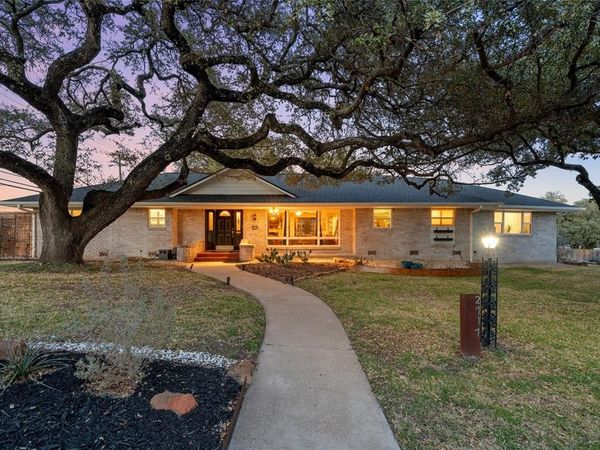 2717 Wooded Acres Drive, Waco, TX 76710