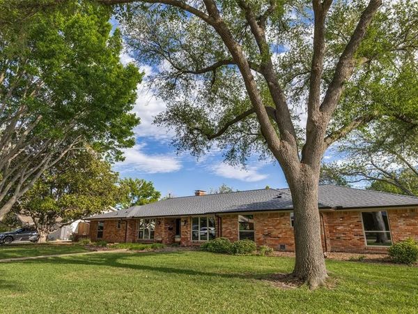 4426 Laren Lane, Dallas, TX 75244