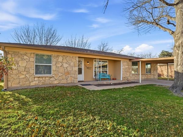 816 Ruidoso Drive, Saginaw, TX 76179