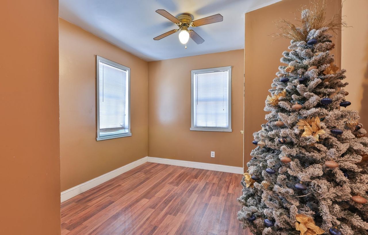 410 Pearl St.  Photo 20