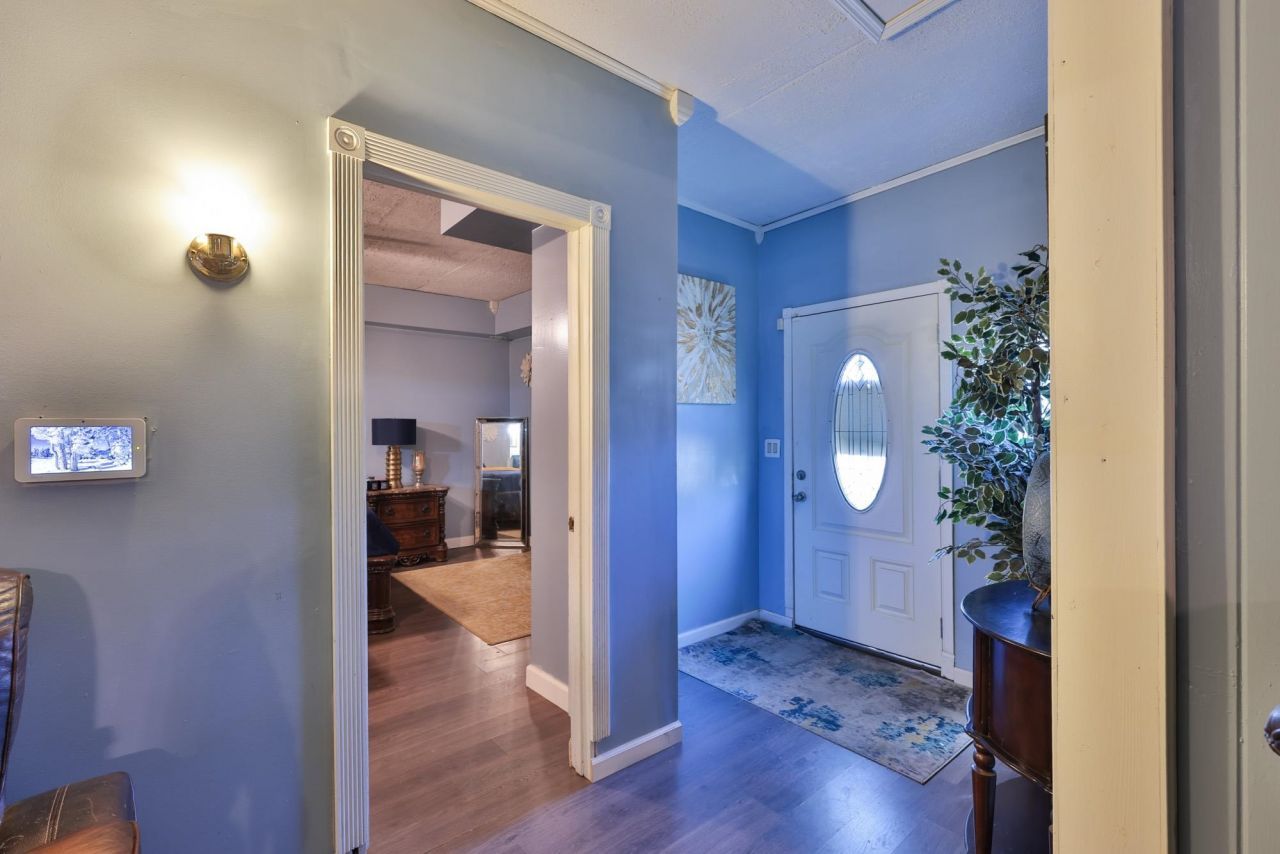 410 Pearl St.  Photo 24