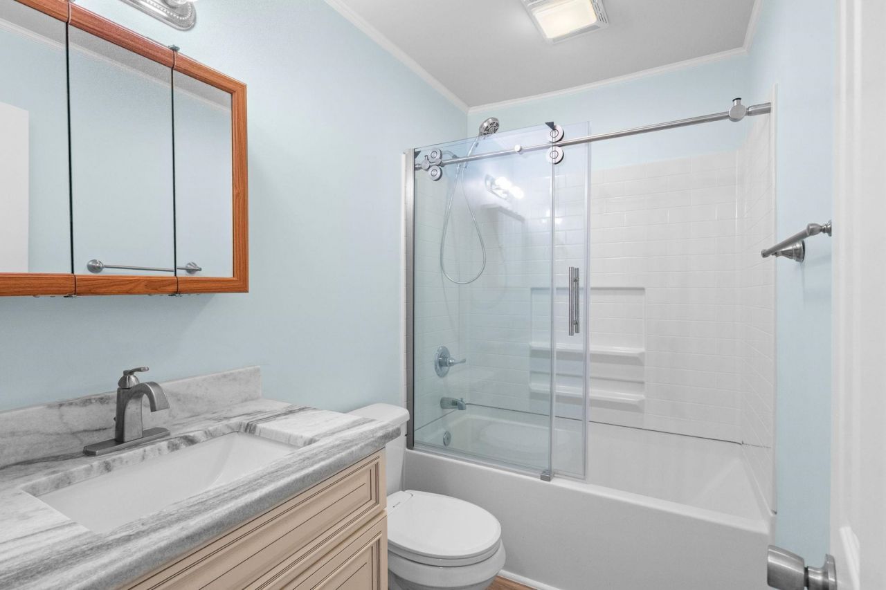 300 47th Ave. N  Photo 20