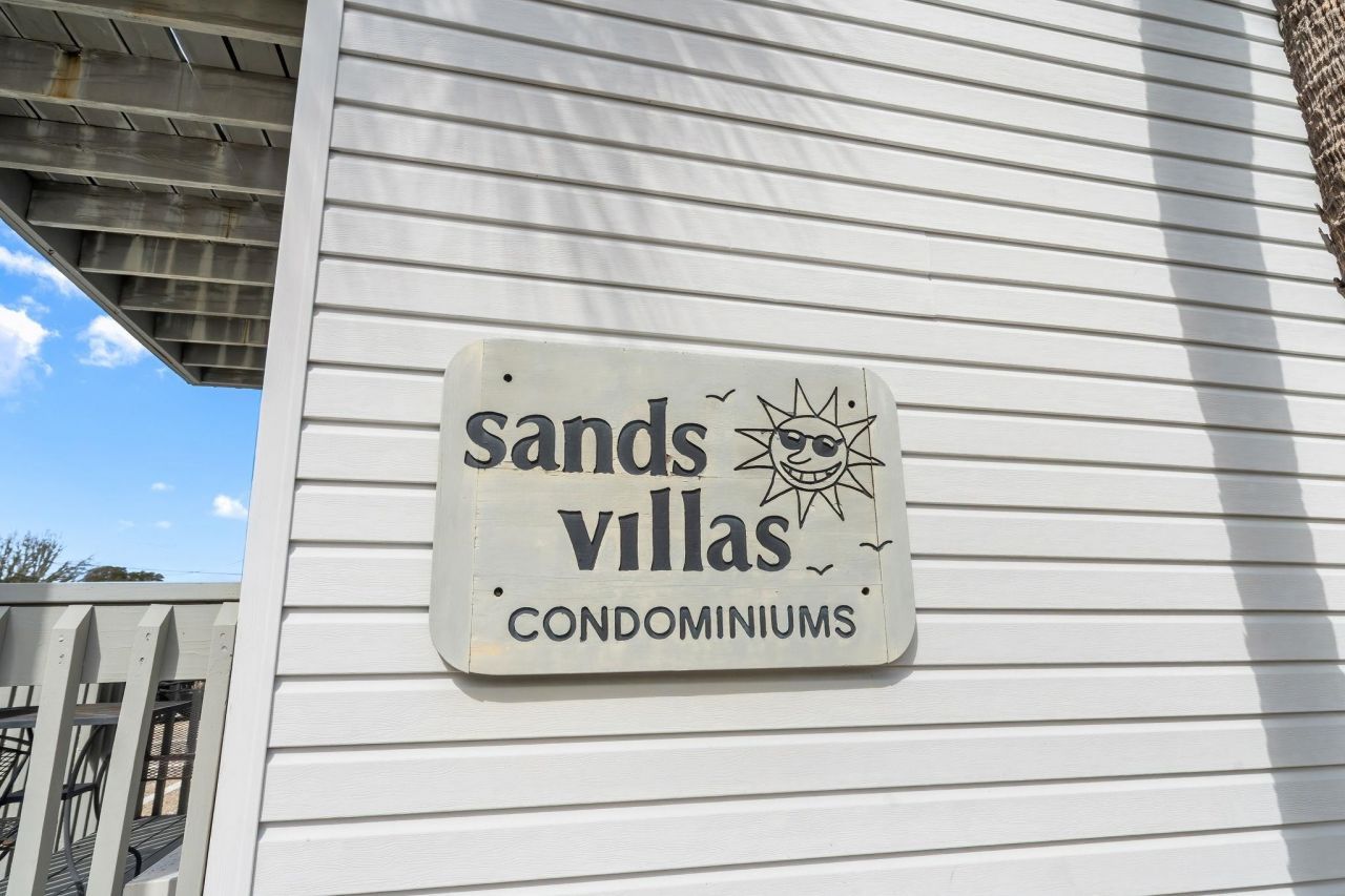 300 47th Ave. N  Photo 28