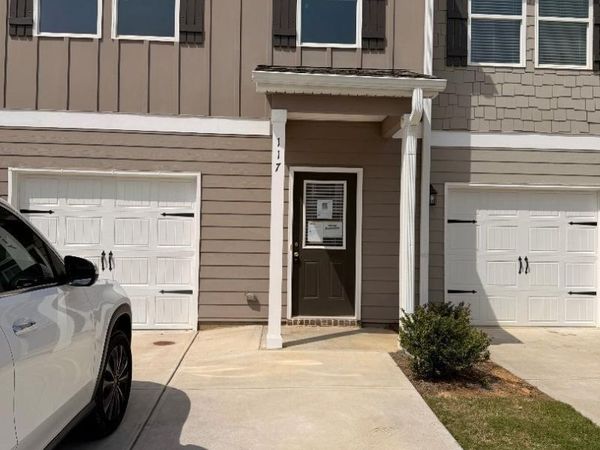 117 Village Green Drive NW, Adairsville, GA 30103