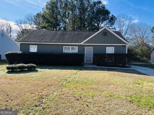 2890 Garnet Way, College Park, GA 30349