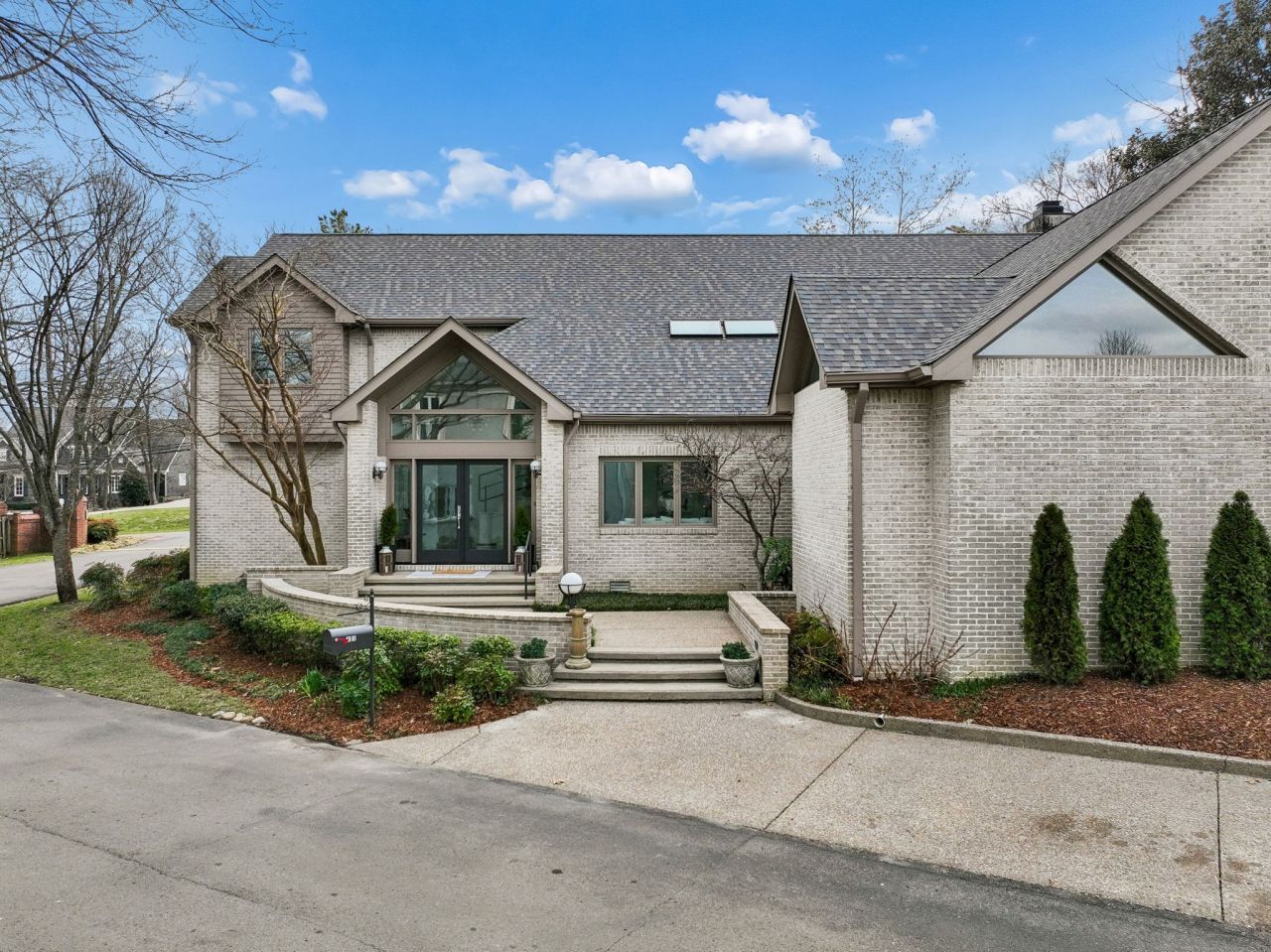 101 The Commons Dr Nashville, TN 37215