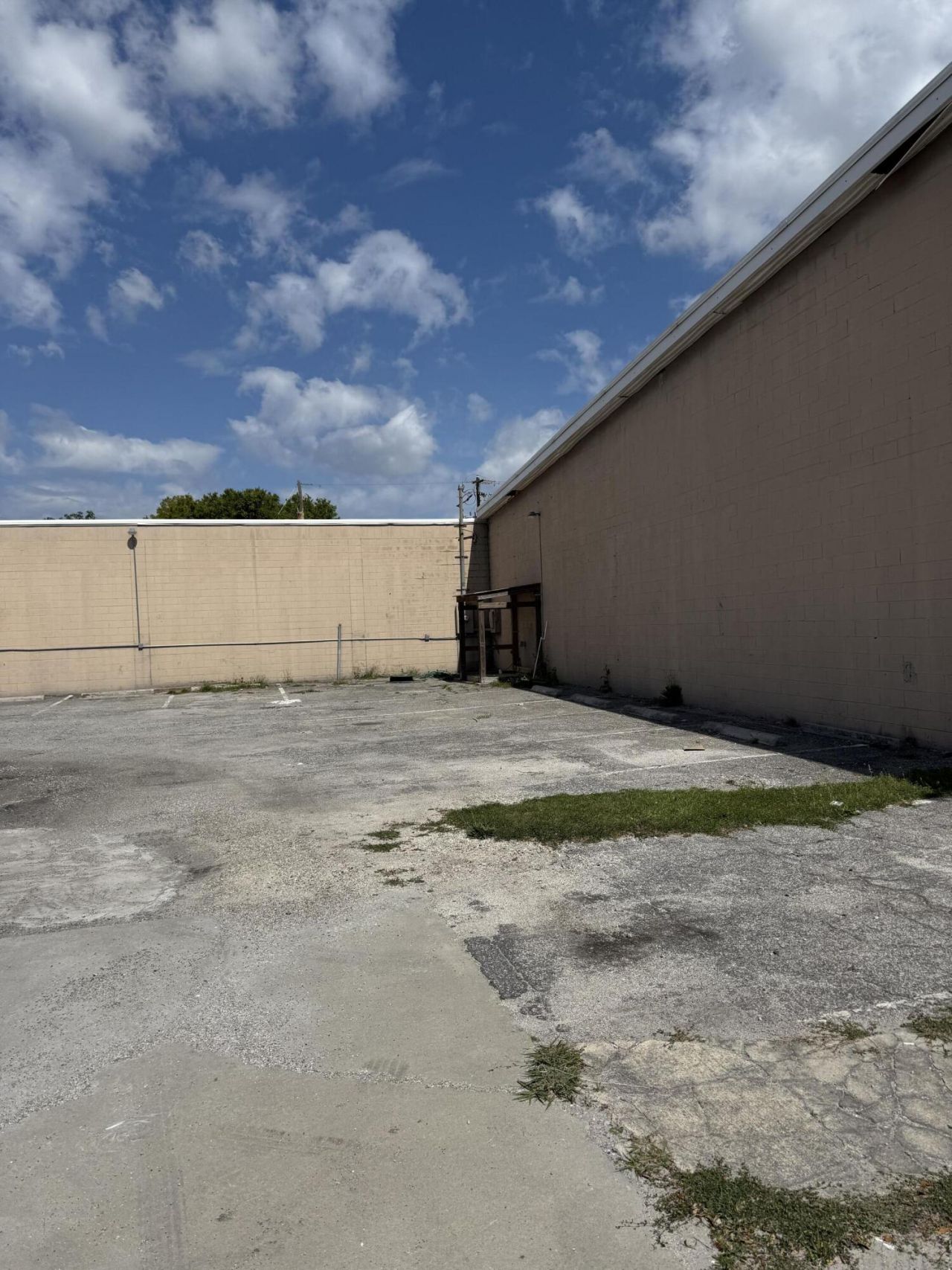 3601 Meeting Street Photo 8