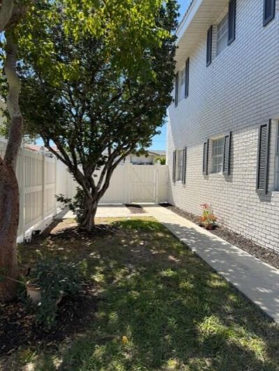 299 SW 7th Street, Unit 1060, Boca Raton, FL 33432 Photo