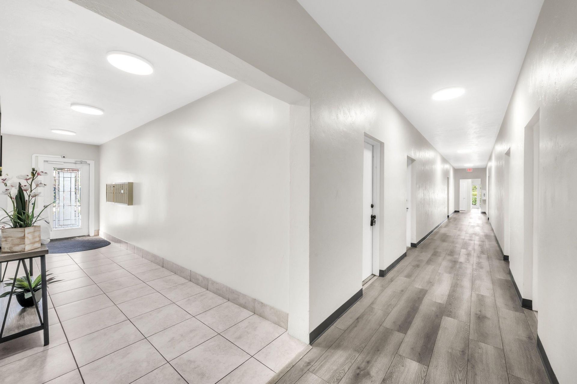 299 SW 7th Street, Unit 106, Boca Raton, FL 33432 Photo