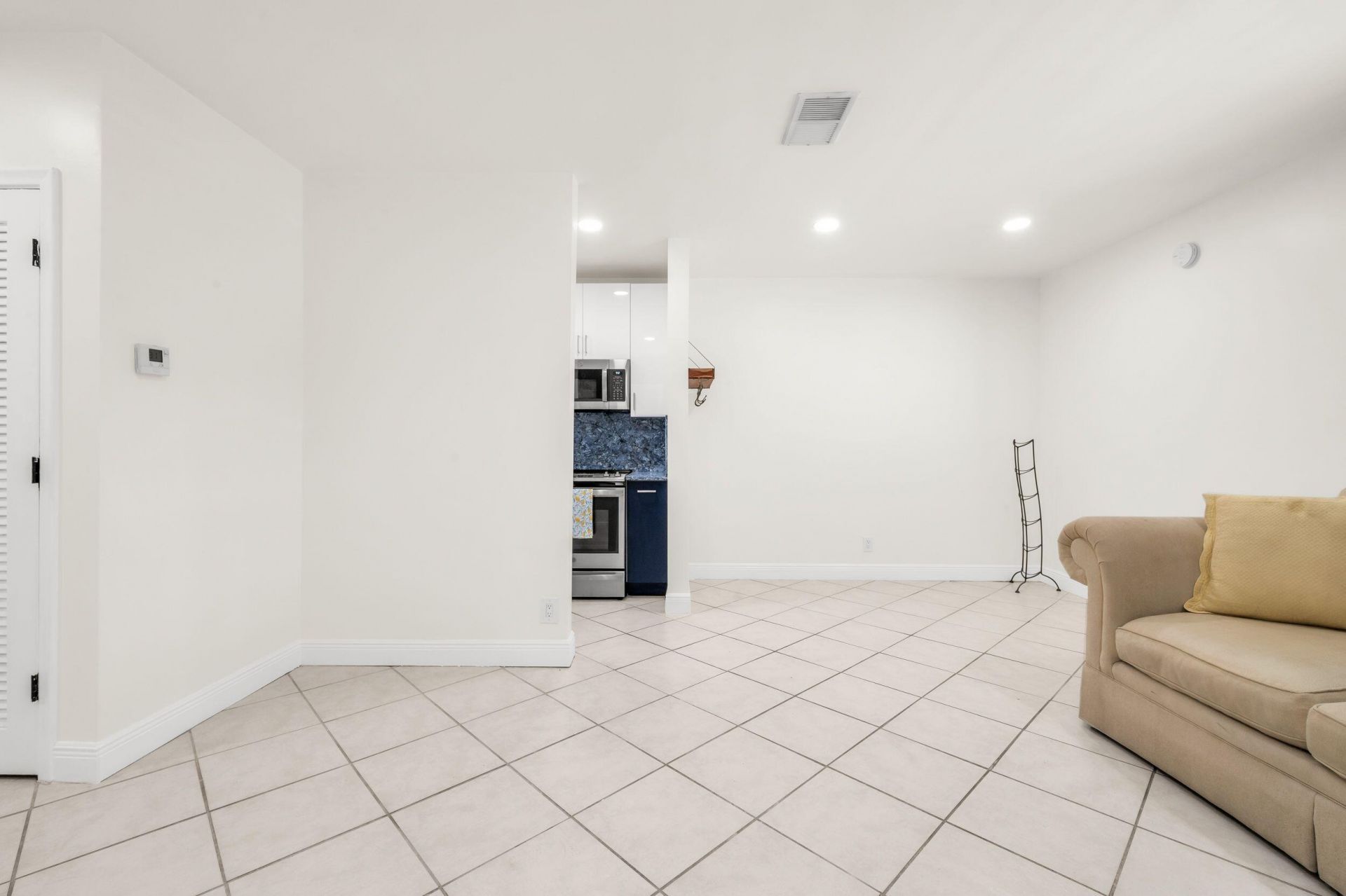 299 SW 7th Street, Unit 1060, Boca Raton, FL 33432 Photo