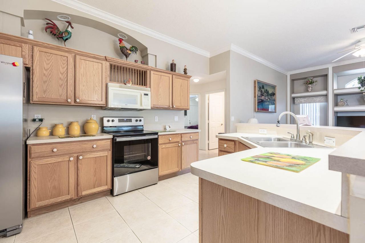 2417 SE Dogwood Avenue, Port Saint Lucie, FL 34952 Photo