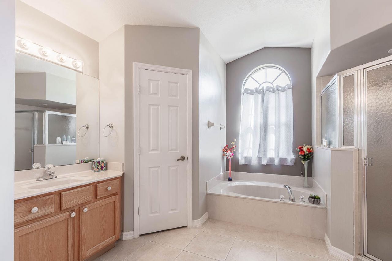 2417 SE Dogwood Avenue, Port Saint Lucie, FL 34952 Photo