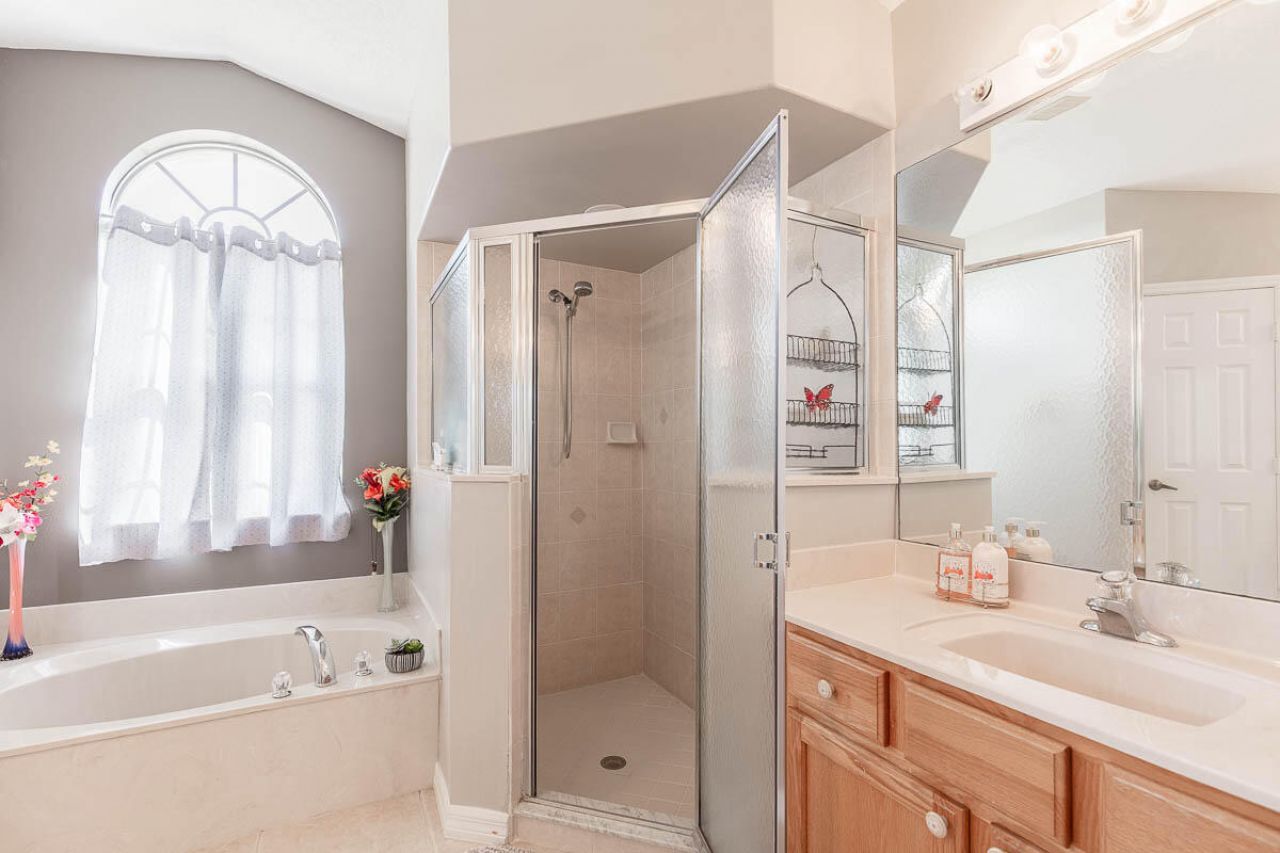 2417 SE Dogwood Avenue, Port Saint Lucie, FL 34952 Photo