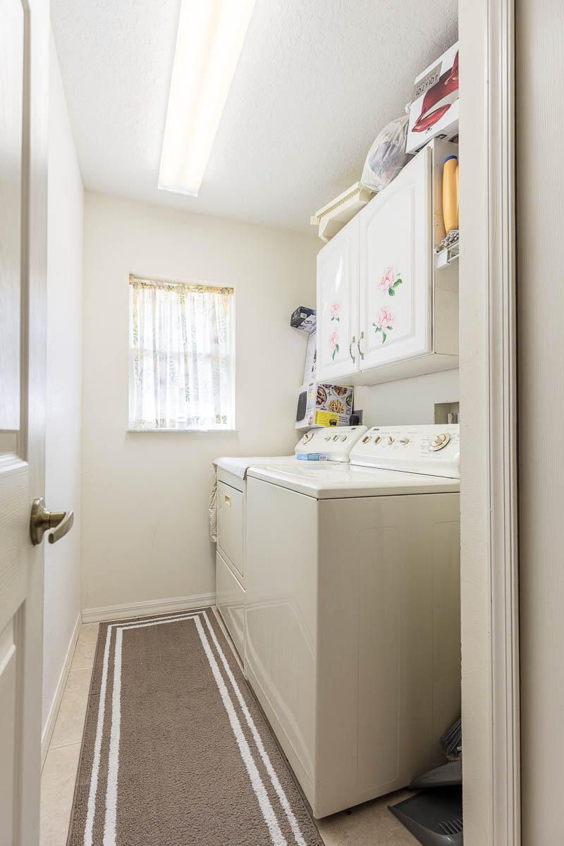 2417 SE Dogwood Avenue, Port Saint Lucie, FL 34952 Photo