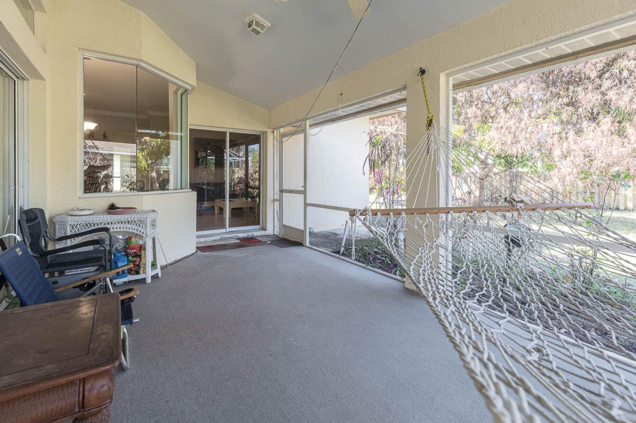 2417 SE Dogwood Avenue, Port Saint Lucie, FL 34952 Photo