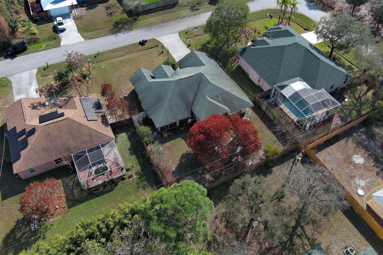 2417 SE Dogwood Avenue, Port Saint Lucie, FL 34952 Photo