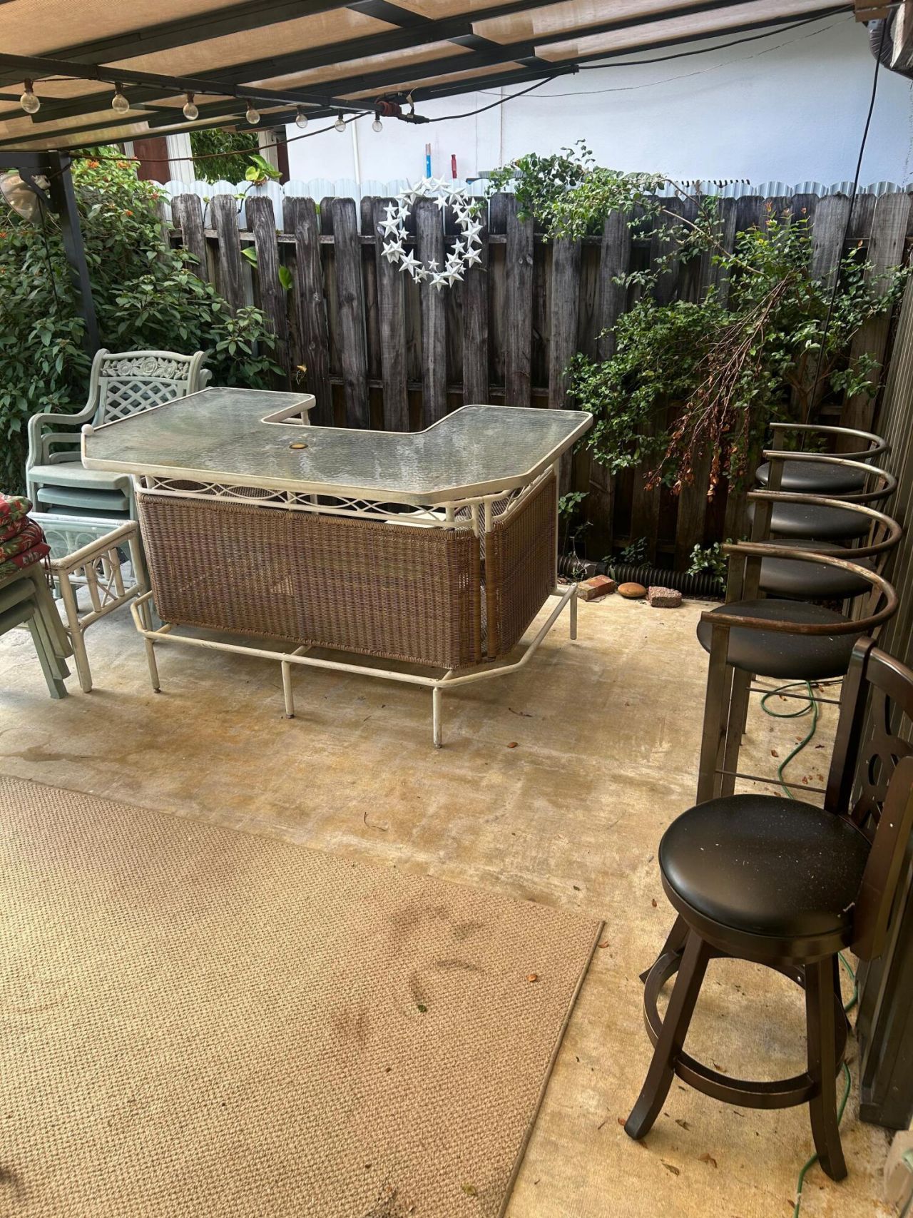 19112 W Lake Drive, Hialeah, FL 33015 Photo