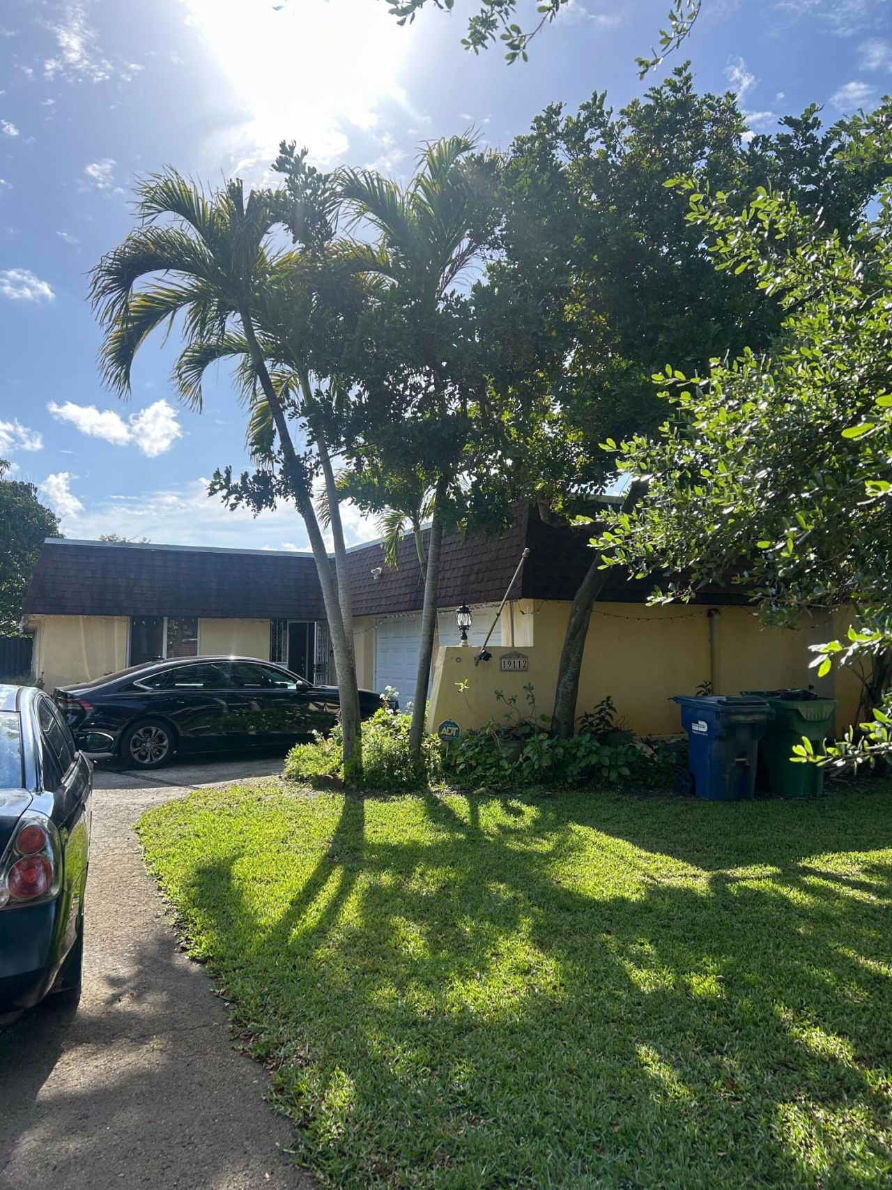 19112 W Lake Drive, Hialeah, FL 33015 Photo