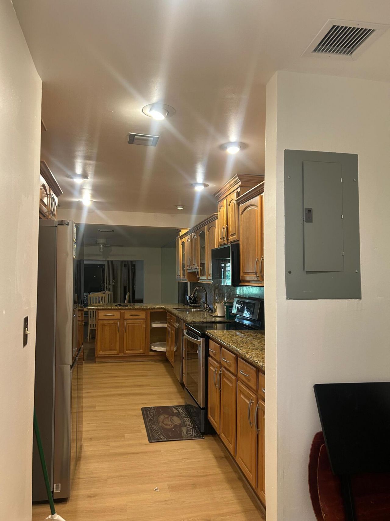 19112 W Lake Drive, Hialeah, FL 33015 Photo