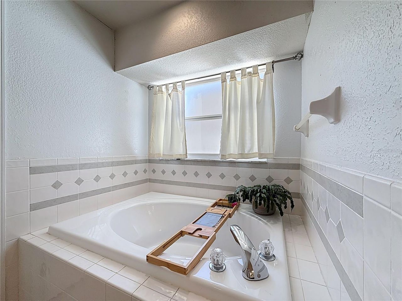 129 Evergreen Drive, Auburndale, FL 33823 Photo