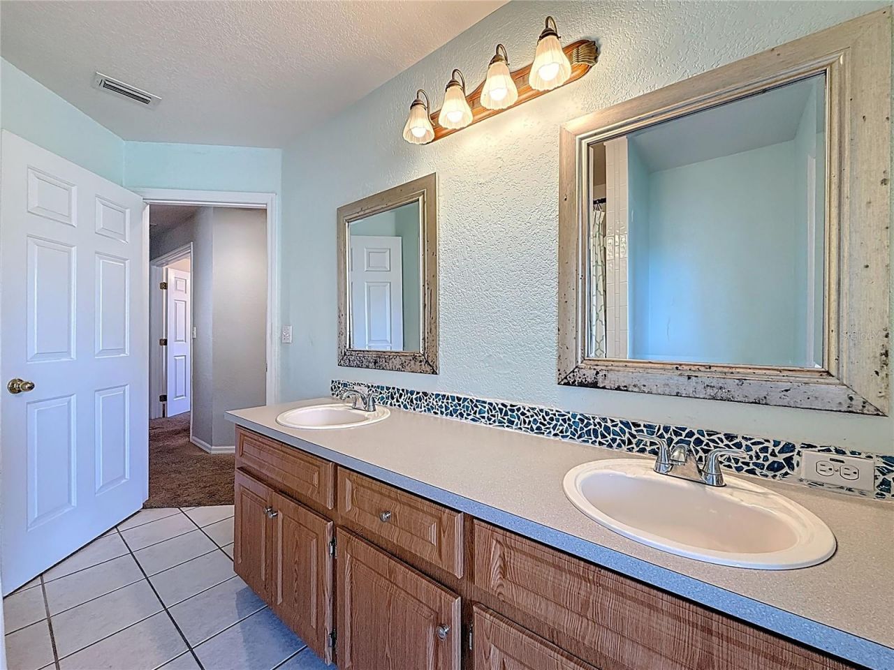 129 Evergreen Drive, Auburndale, FL 33823 Photo