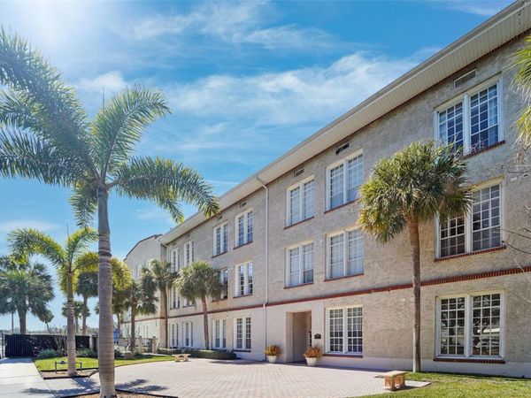 701 MIRROR LAKE DRIVE N, Unit 120, ST PETERSBURG, FL 33701