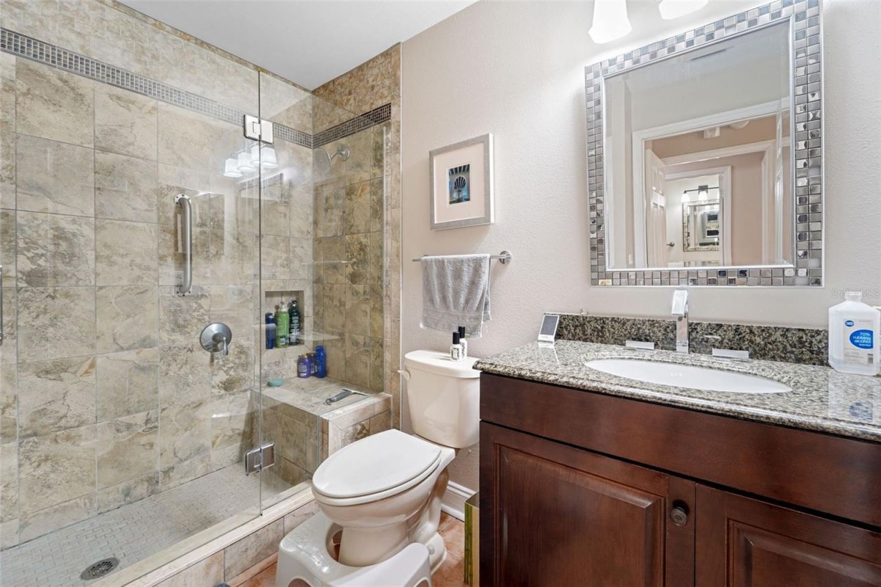 701 Mirror Lake Drive N, Unit 120, Saint Petersburg, FL 33701 Photo