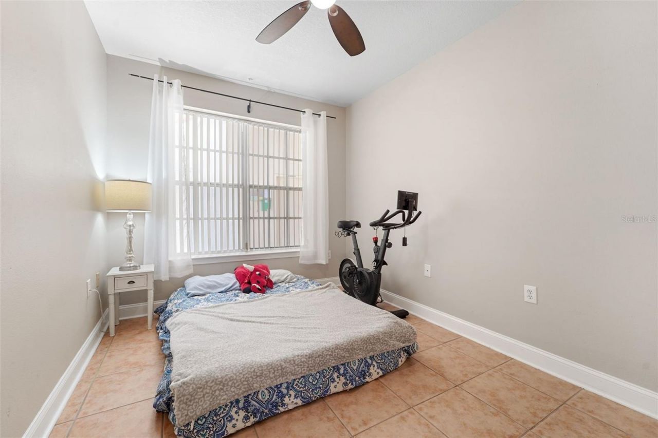 701 Mirror Lake Drive N, Unit 120, Saint Petersburg, FL 33701 Photo