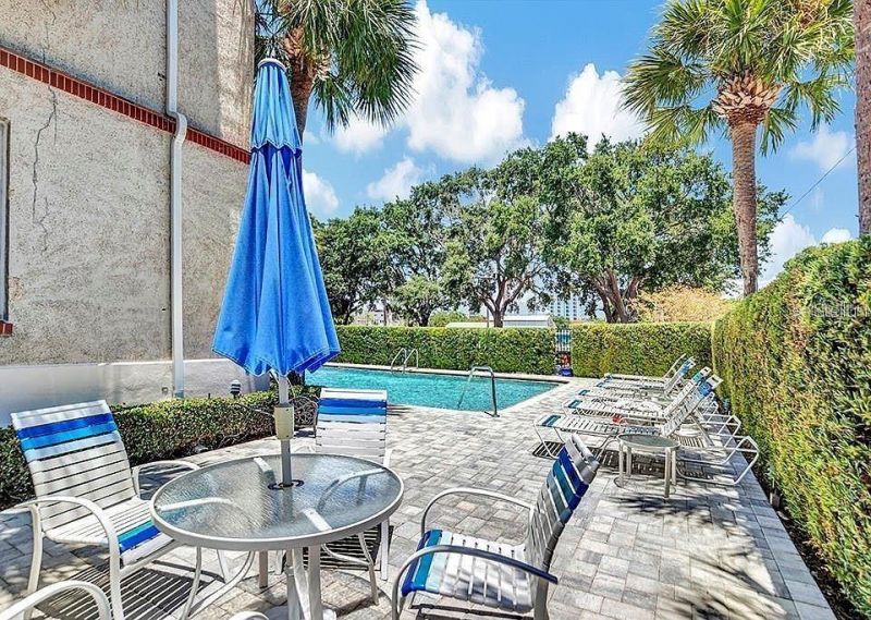 701 Mirror Lake Drive N, Unit 120, Saint Petersburg, FL 33701 Photo