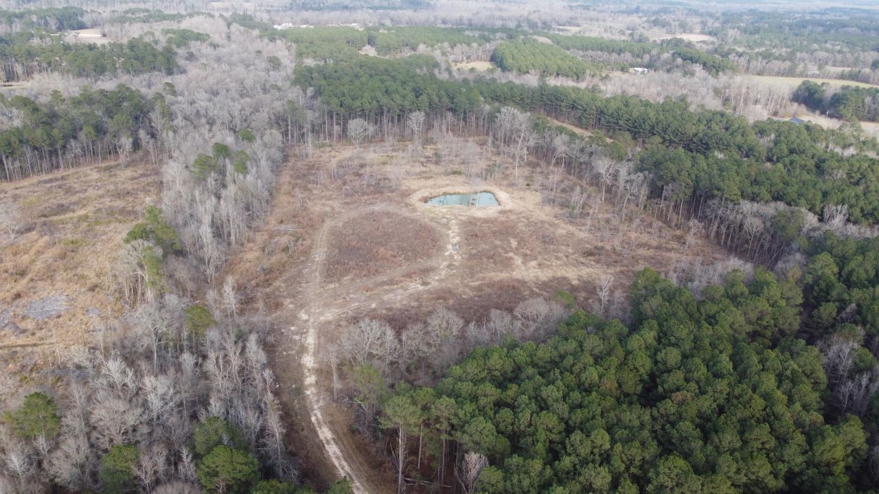 1735 Highway 15 Photo 8