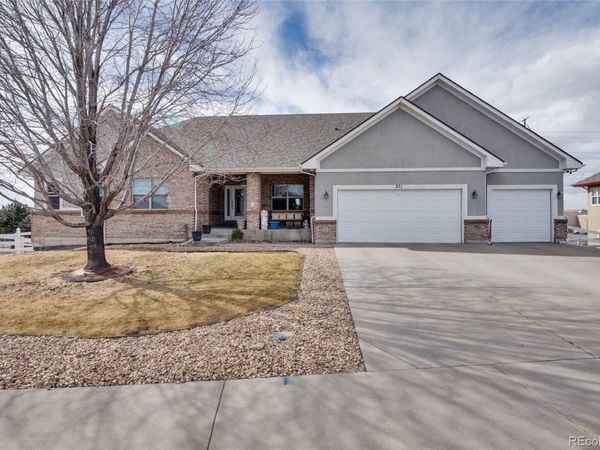 271 Corvette Circle , Fort Lupton, CO 80621