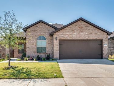 9628 Austin Hollow Road, Fort Worth, TX 76036