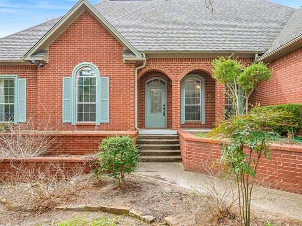 1304 Greenbriar Trail, Holly Lake Ranch, TX 75765