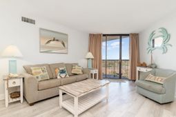 9550 Shore Dr.  photo 4