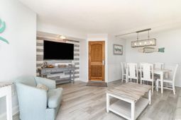 9550 Shore Dr.  photo 4