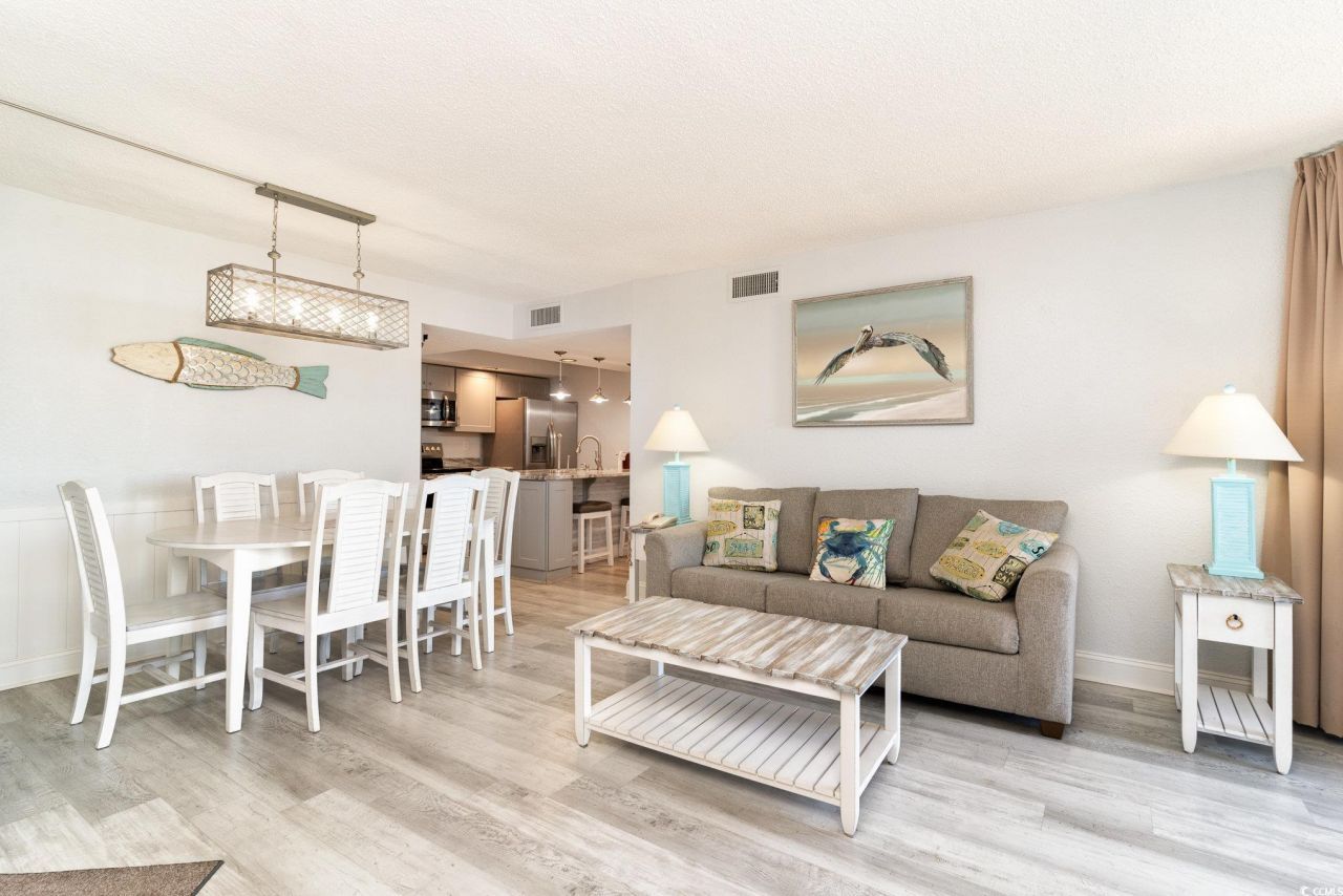 9550 Shore Dr.  Photo 5