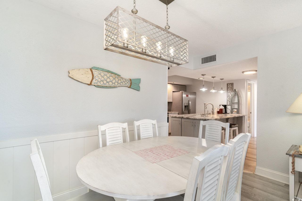 9550 Shore Dr.  Photo 7