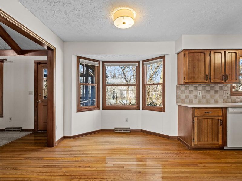 1096 Woodman Drive, Columbus, OH 43085 Photo 22