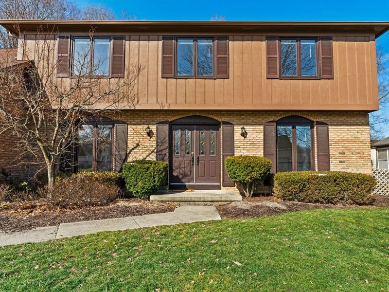 1096 Woodman Drive, Columbus, OH 43085 Photo 3