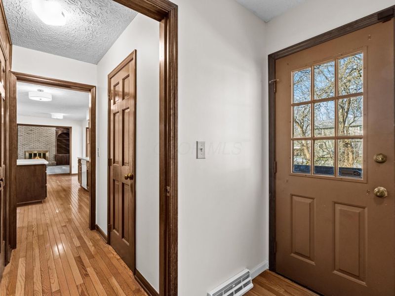 1096 Woodman Drive, Columbus, OH 43085 Photo 30