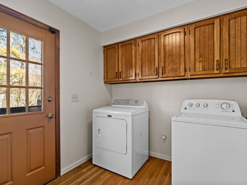 1096 Woodman Drive, Columbus, OH 43085 Photo 32