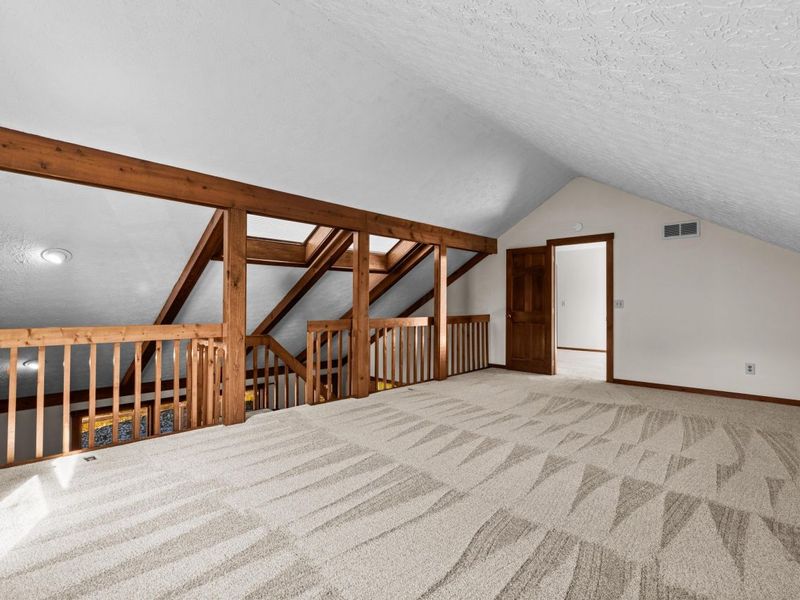 1096 Woodman Drive, Columbus, OH 43085 Photo 34