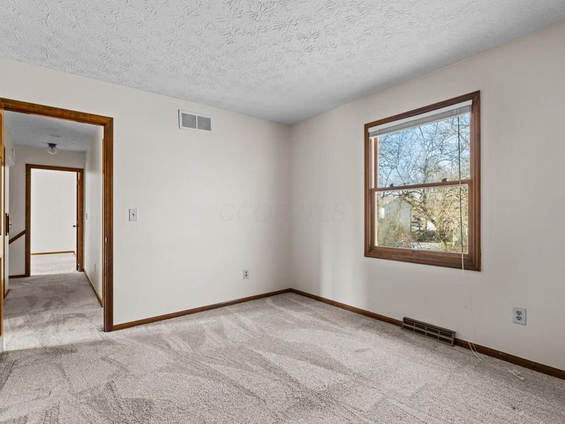 1096 Woodman Drive, Columbus, OH 43085 Photo 40