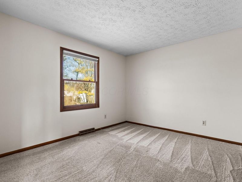 1096 Woodman Drive, Columbus, OH 43085 Photo 41