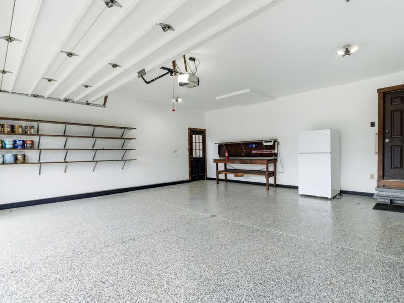 1096 Woodman Drive, Columbus, OH 43085 Photo 52