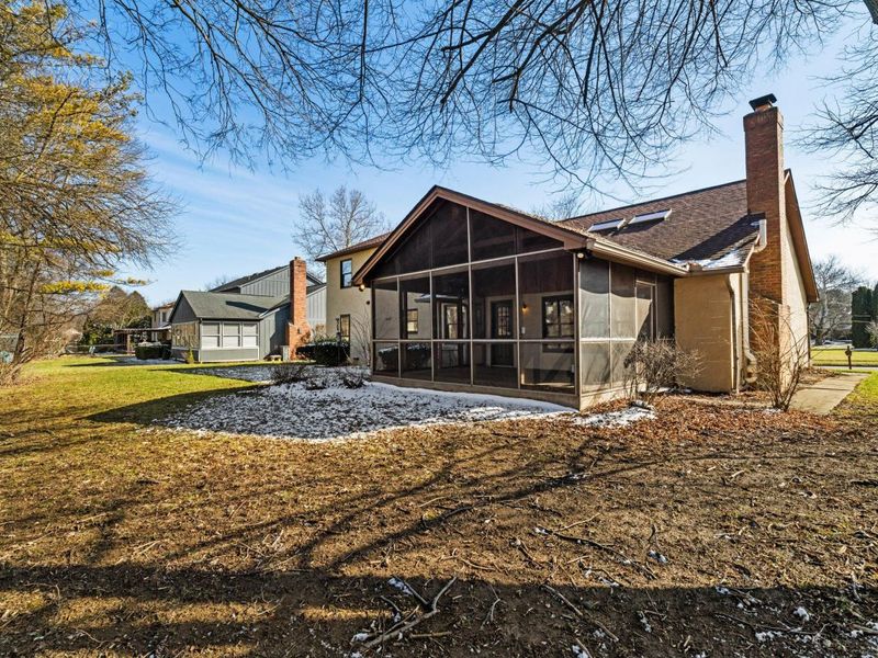 1096 Woodman Drive, Columbus, OH 43085 Photo 54