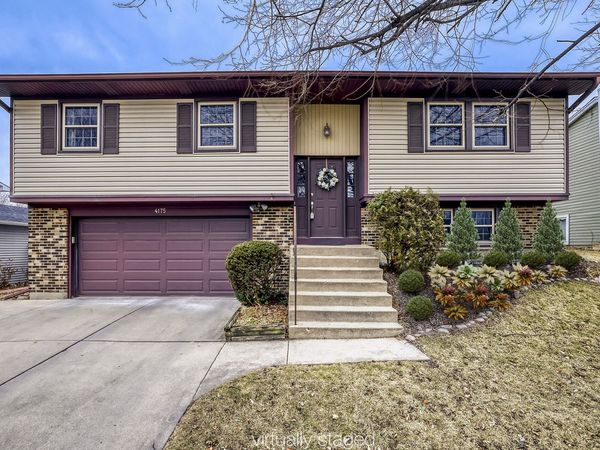 4175 Victoria Drive, Hoffman Estates, IL 60192