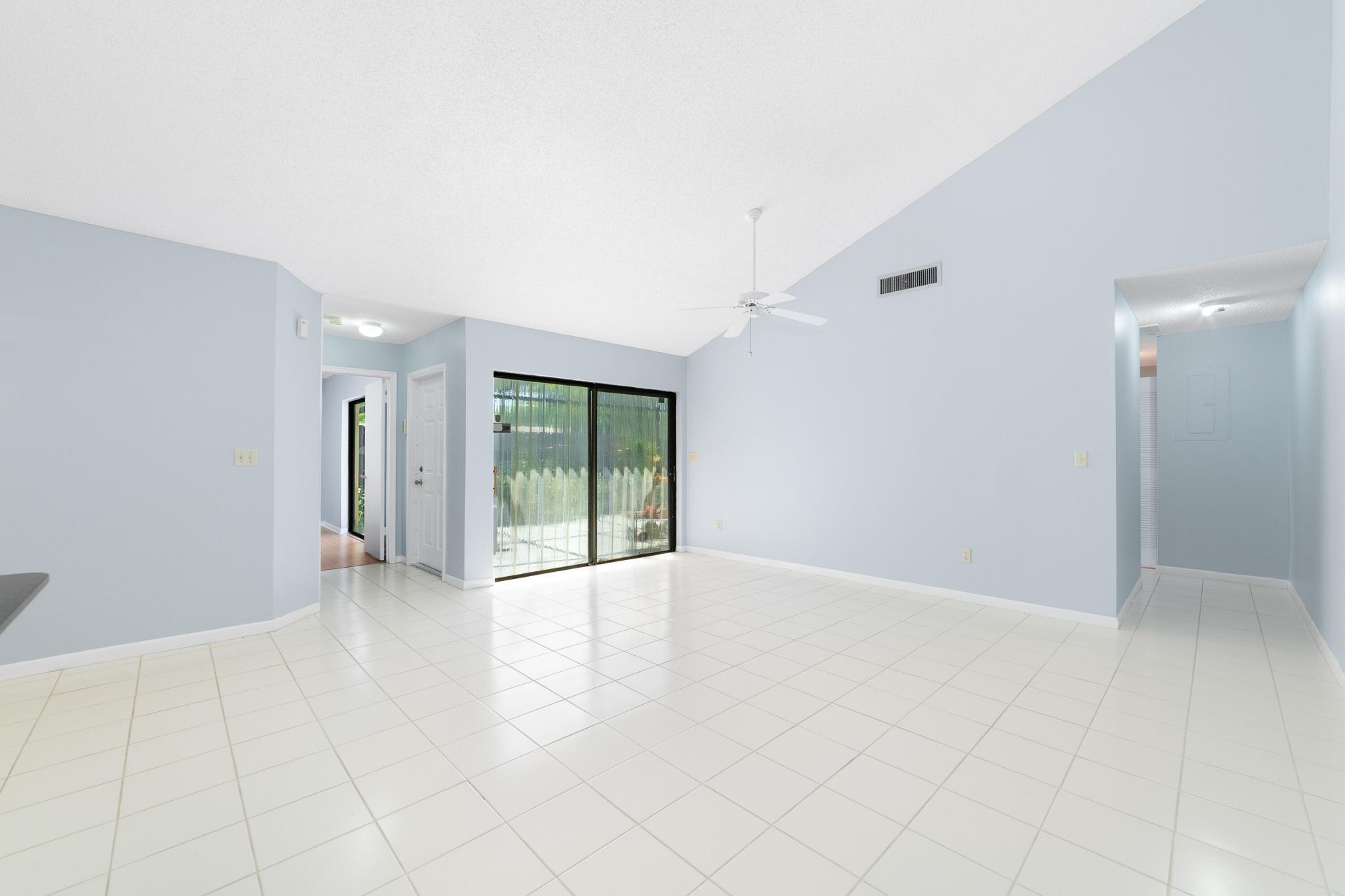1139 Summit Trail Circle, Unit A, West Palm Beach, FL 33415 Photo